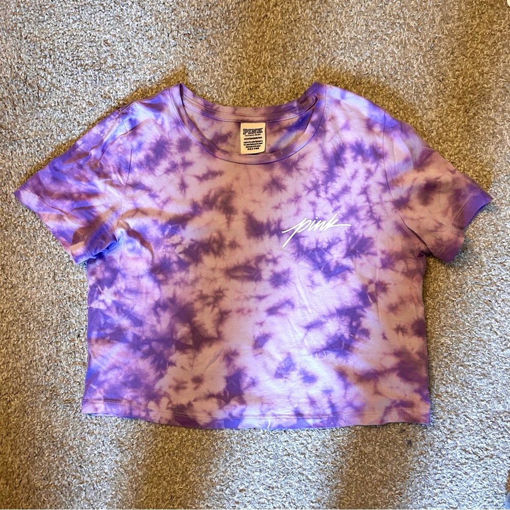 🌸 VS PINK Tie Dye T-Shirt 🌸